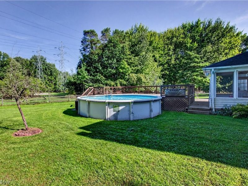 8307 Old Post Road, Olmsted Falls, OH 44138 Photo 40