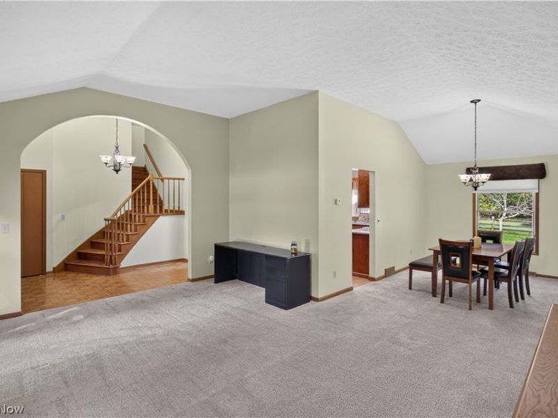 8307 Old Post Road, Olmsted Falls, OH 44138 Photo 6