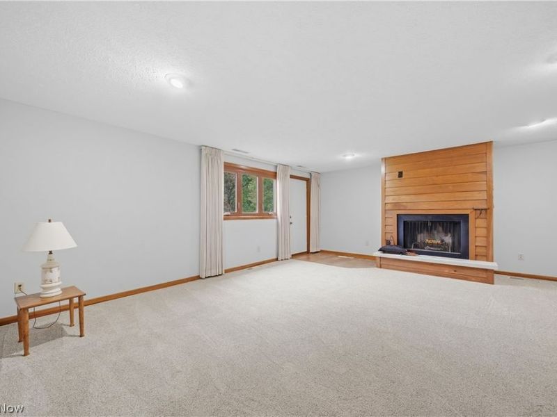 4727 Greenbriar Square NE, Canton, OH 44714 Photo 27