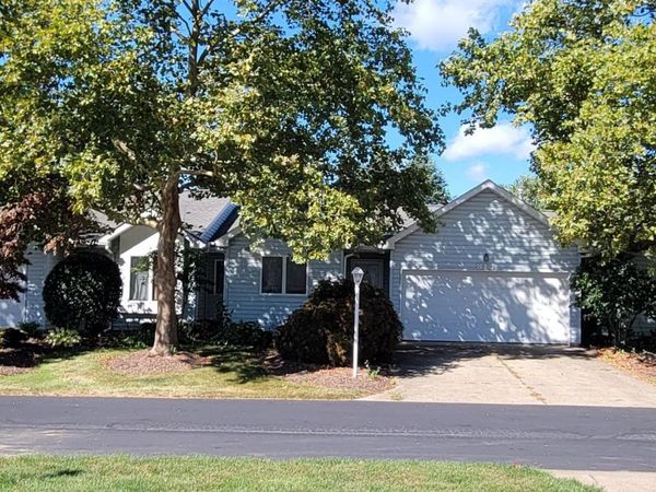 813 Elizabeth Drive, Huron, OH 44839