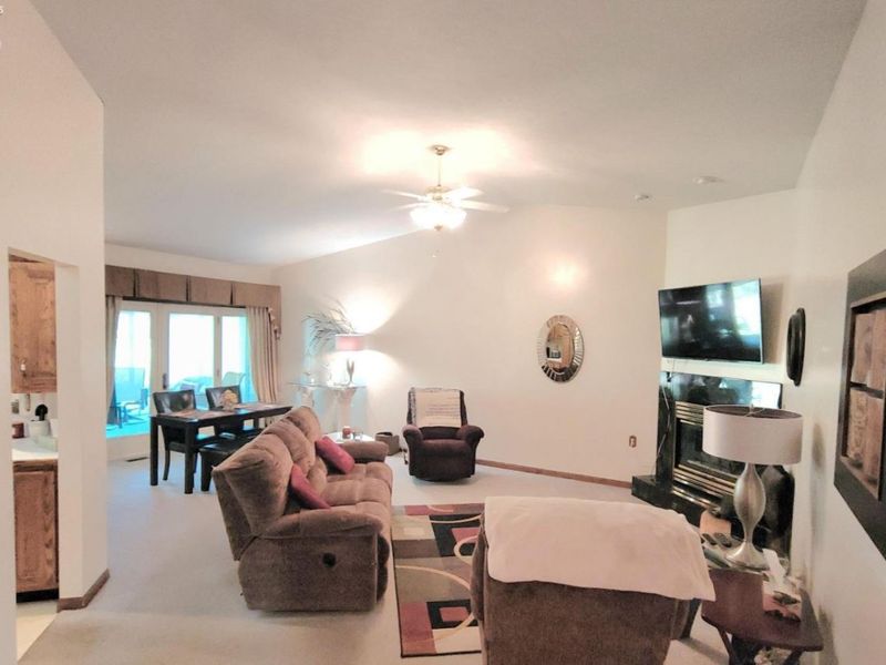 813 Elizabeth Drive, Huron, OH 44839 Photo 10