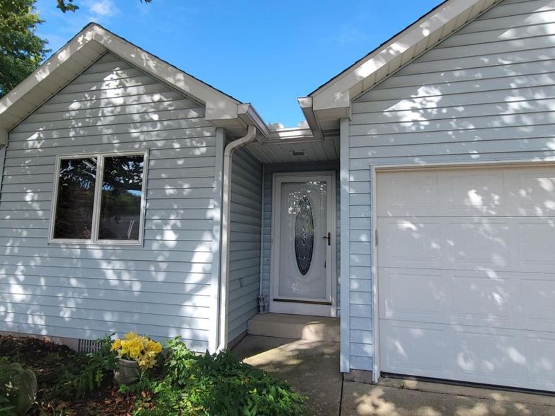 813 Elizabeth Drive, Huron, OH 44839 Photo 3