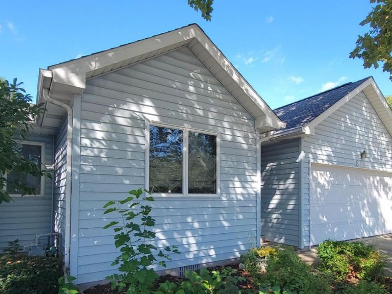813 Elizabeth Drive, Huron, OH 44839 Photo 4