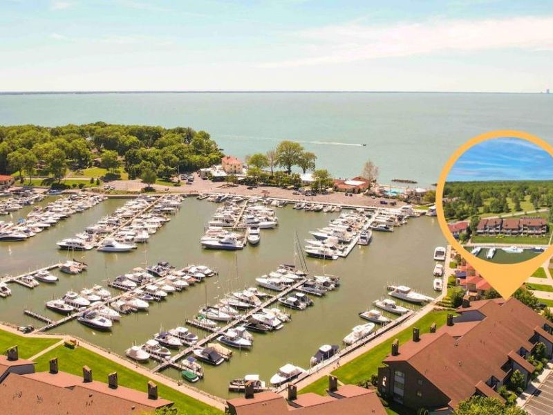 3258 N Marina View Drive, Unit 7, Port Clinton, OH 43452 Photo 2