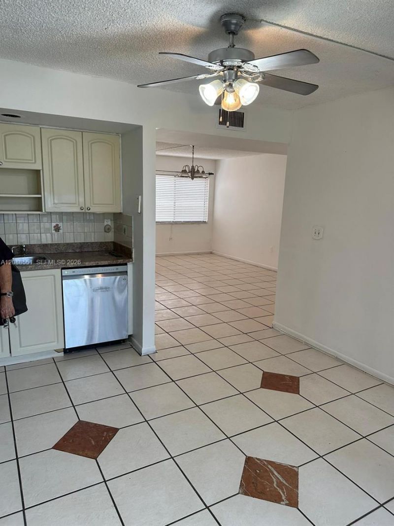 8420 SW 133rd Ave Rd , Unit 307, Miami, FL 33183 Photo