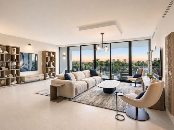 160 Isle Of Venice Dr. , Unit PH3, Fort Lauderdale, FL 33301
