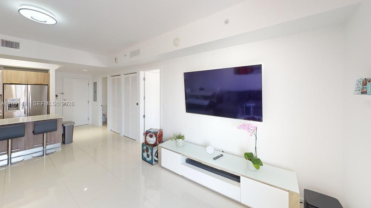 5300 Paseo Blvd, Unit 1607, Doral, FL 33166 Photo