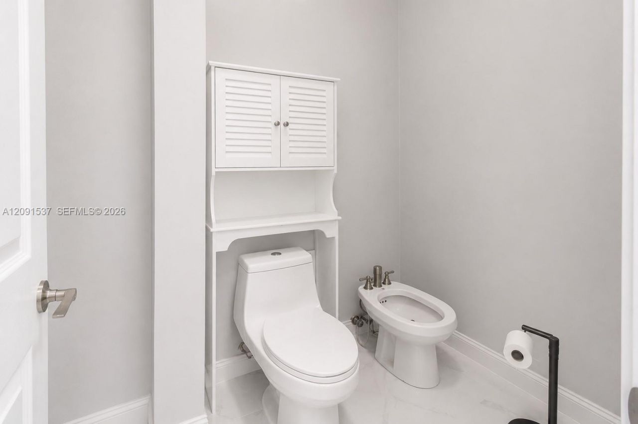 22673 SW 105th Ave, Miami, FL 33190 Photo