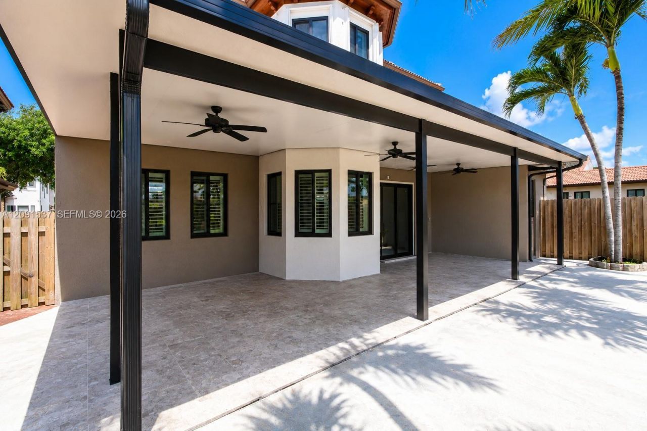 22673 SW 105th Ave, Miami, FL 33190 Photo
