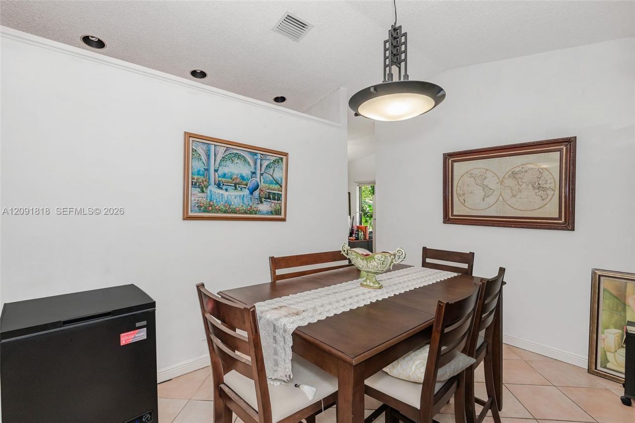 7609 Sunflower Dr, Margate, FL 33063 Photo