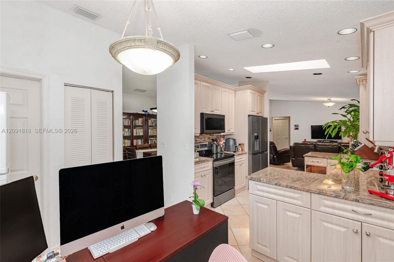 7609 Sunflower Dr, Margate, FL 33063 Photo