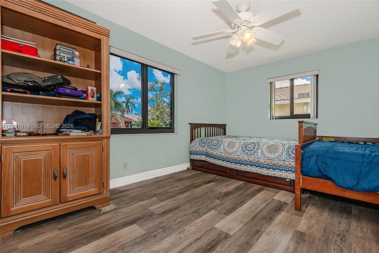 7609 Sunflower Dr, Margate, FL 33063 Photo