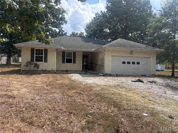 668 Lone Pine Road , Houston, MO 65483