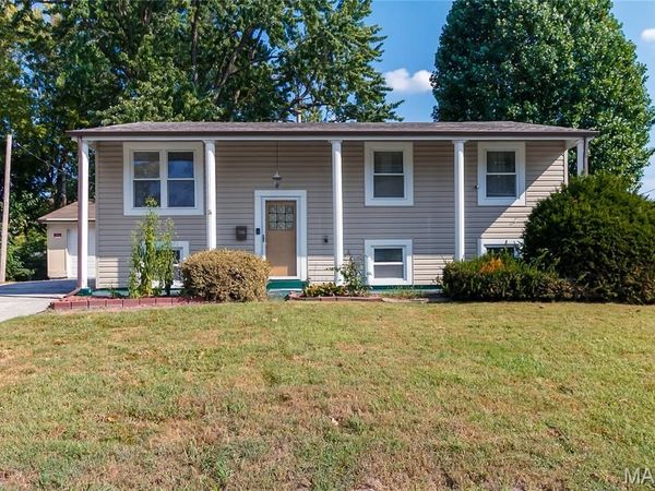 2580 Morningside Drive , Florissant, MO 63031
