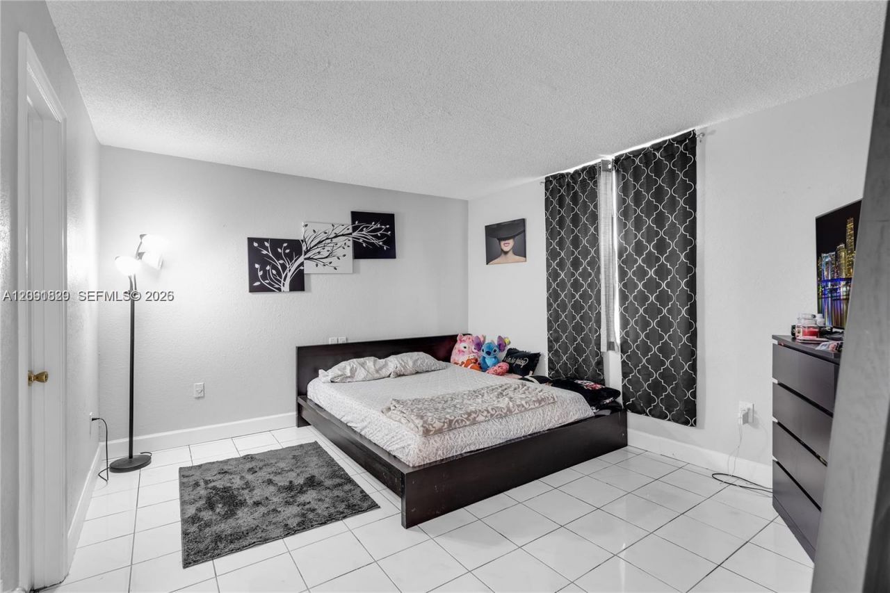 10000 NW 80th Ct , Unit 2247, Hialeah Gardens, FL 33016 Photo