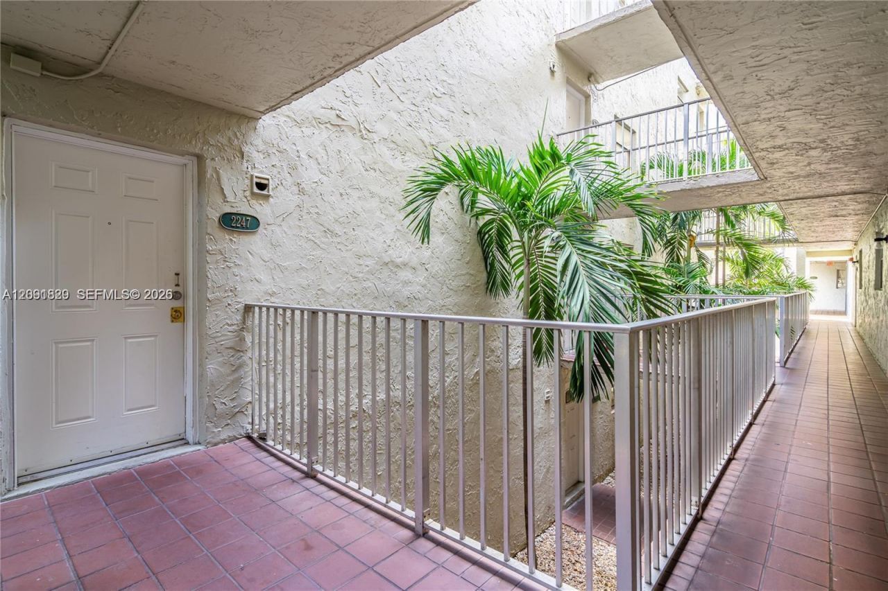 10000 NW 80th Ct , Unit 2247, Hialeah Gardens, FL 33016 Photo