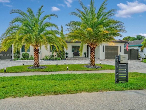 4720 Baldric St, Boca Raton, FL 33428