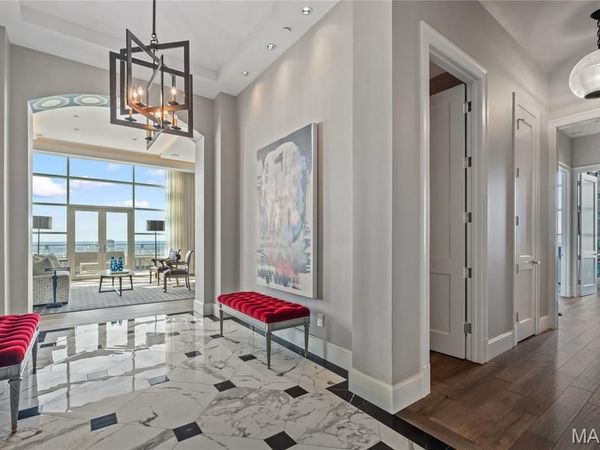 8025 Maryland Avenue , Unit 17C, Clayton, MO 63105
