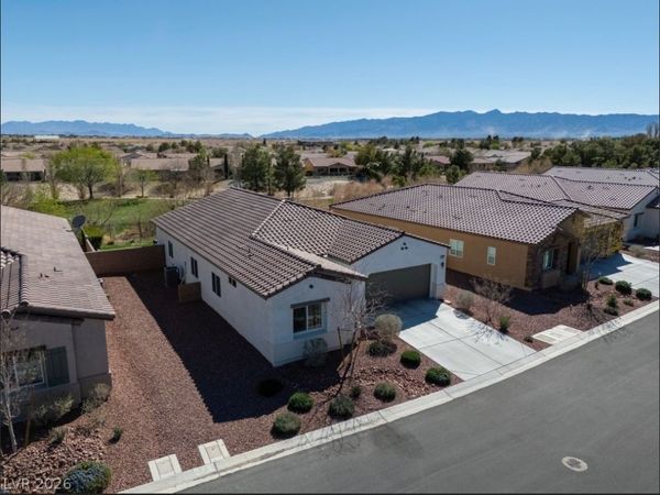 5675 E La Campana Drive, Pahrump, NV 89061