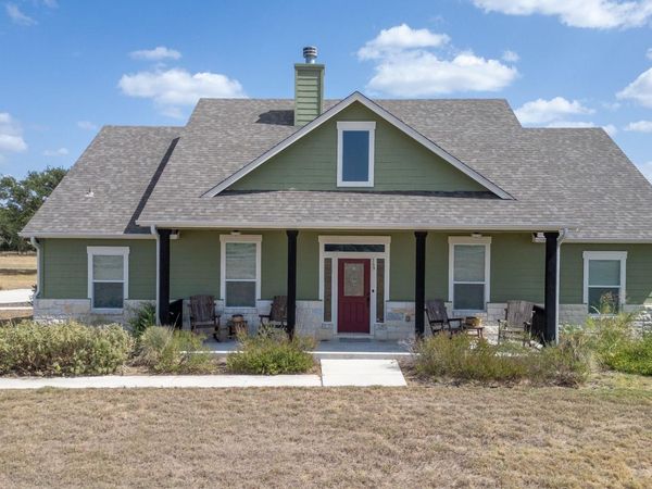 169 Blackbuck Ridge DR, Lampasas, TX 76550