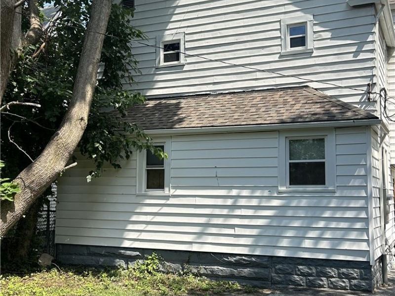 1234 E 84th Street, Cleveland, OH 44103 Photo 3