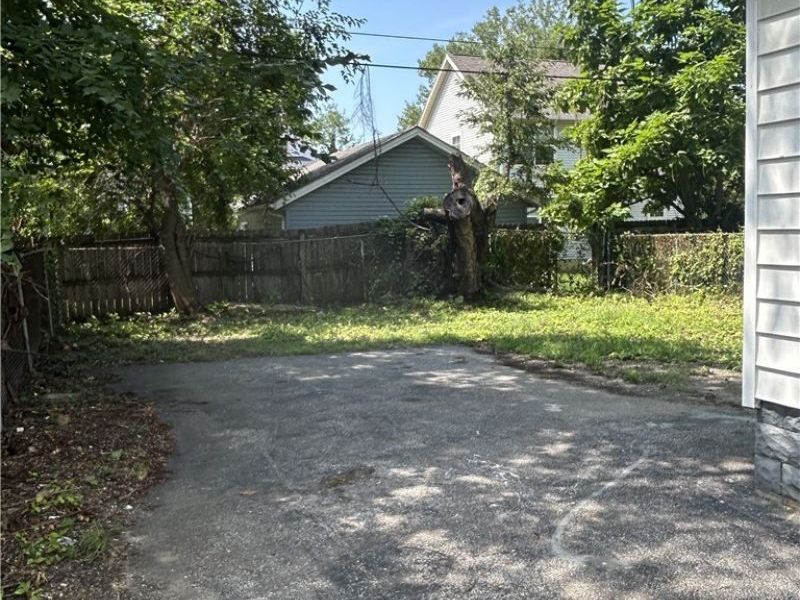 1234 E 84th Street, Cleveland, OH 44103 Photo 4