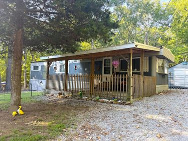 294 Apple Drive, Cadiz, KY 42211