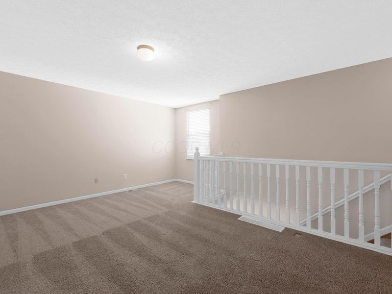 5814 Lonerise Lane , Hilliard, OH 43026 Photo 8