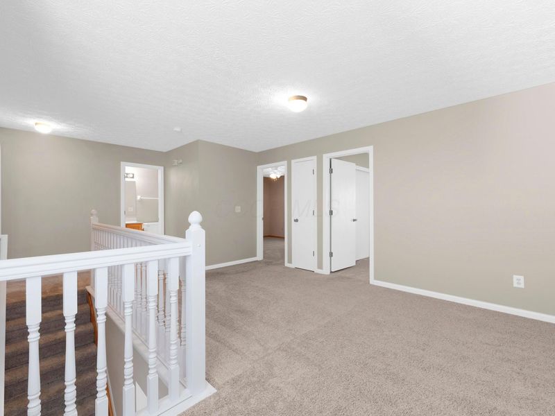 5814 Lonerise Lane , Hilliard, OH 43026 Photo 9