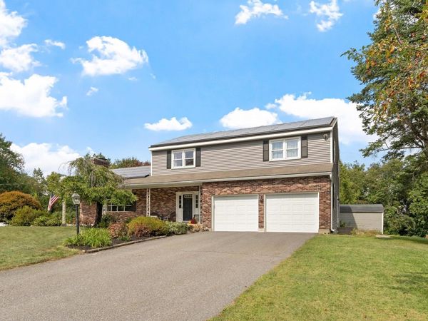53 Hardy Drive, Leominster, MA 01453
