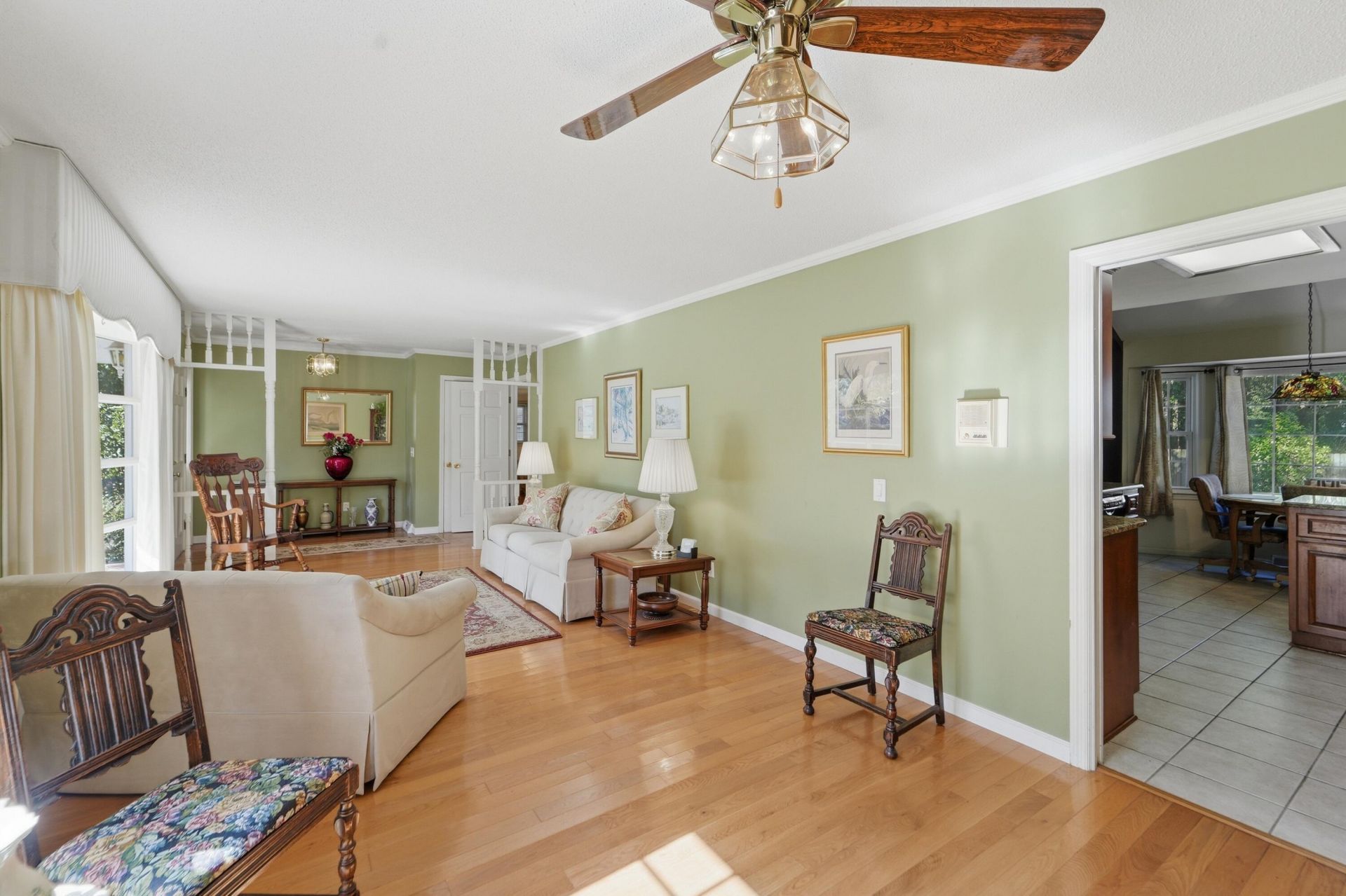 400 Stratford Drive Photo 13