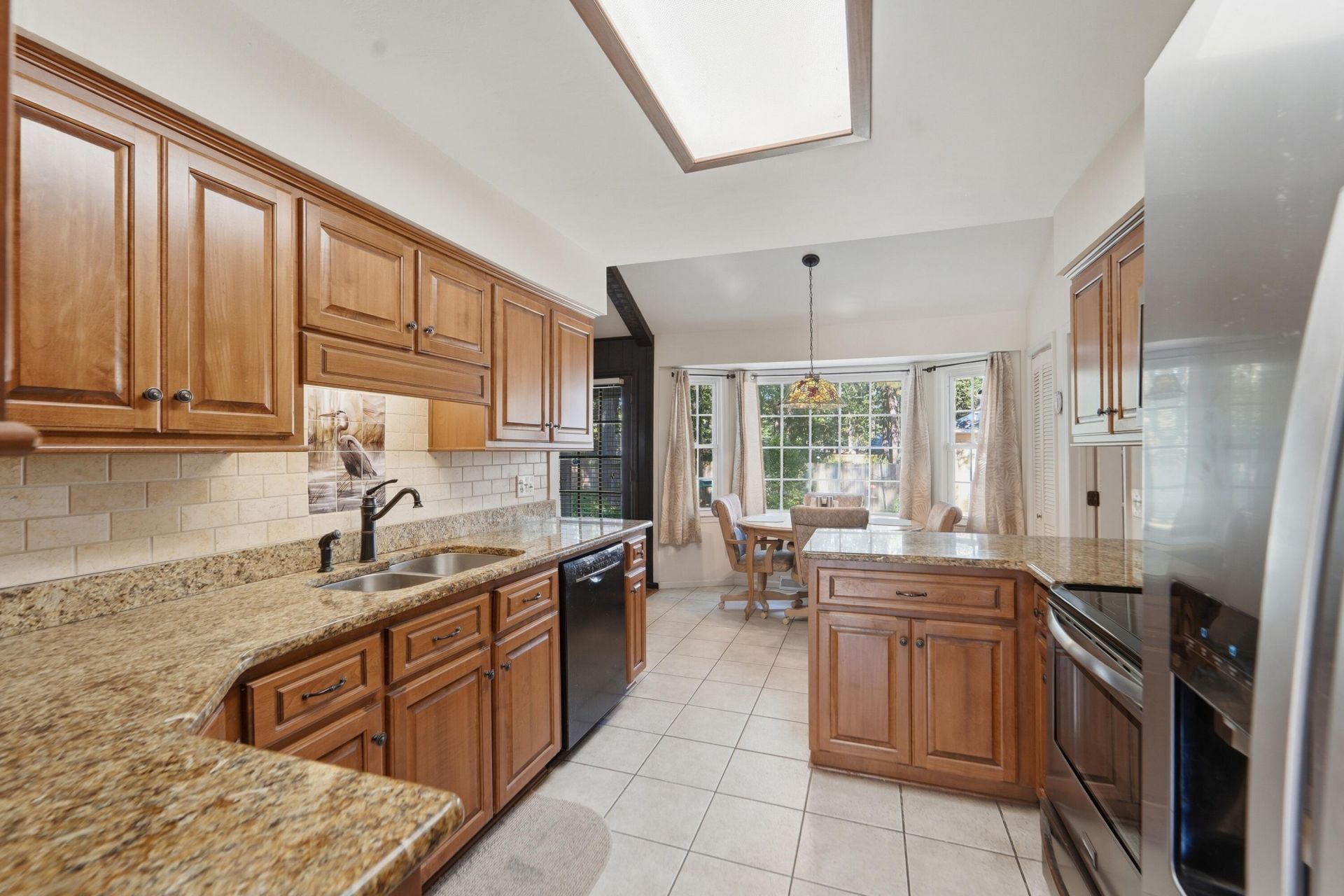 400 Stratford Drive Photo 16