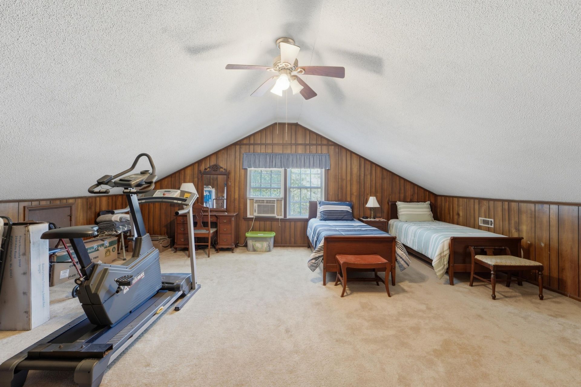 400 Stratford Drive Photo 39