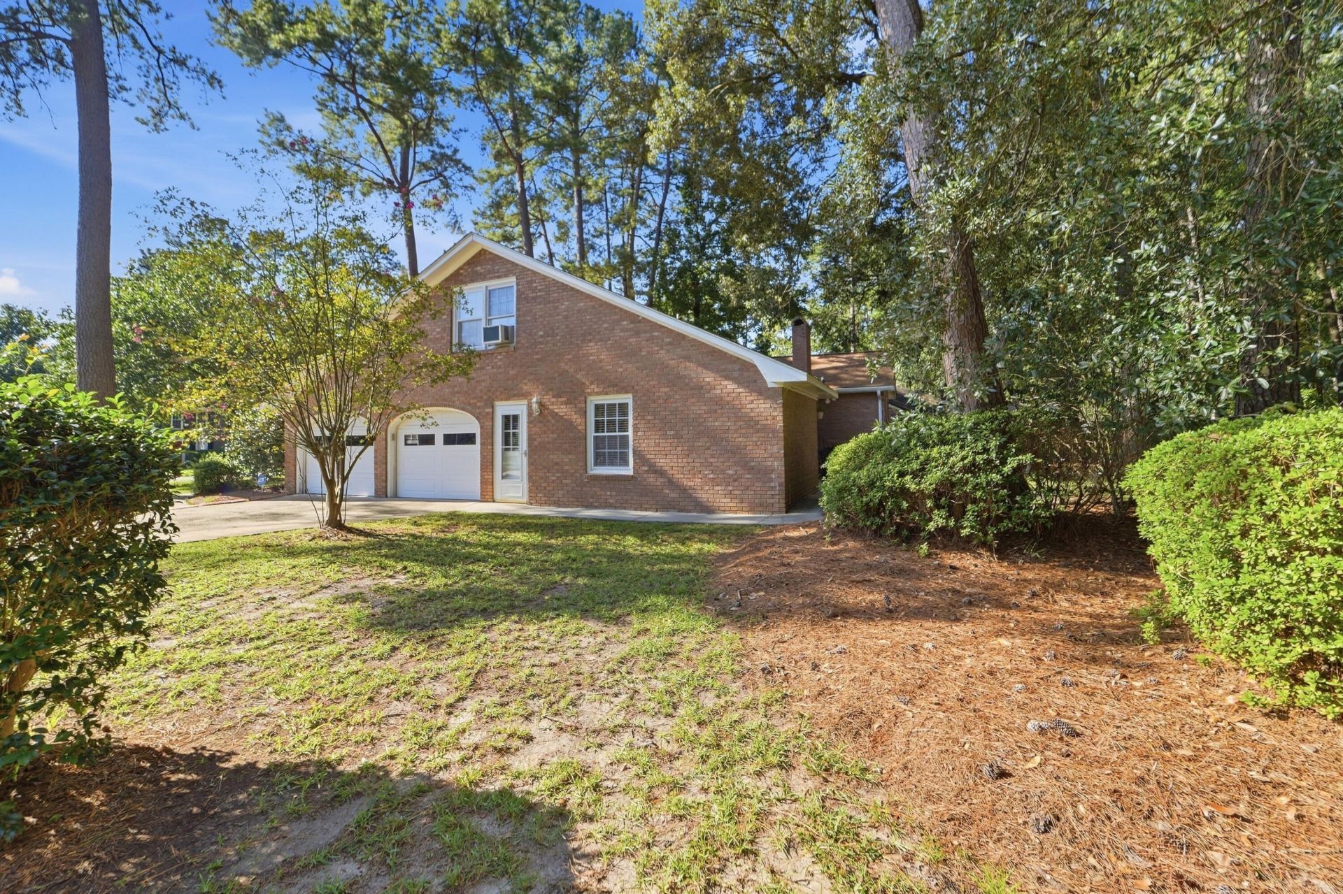 400 Stratford Drive Photo 45
