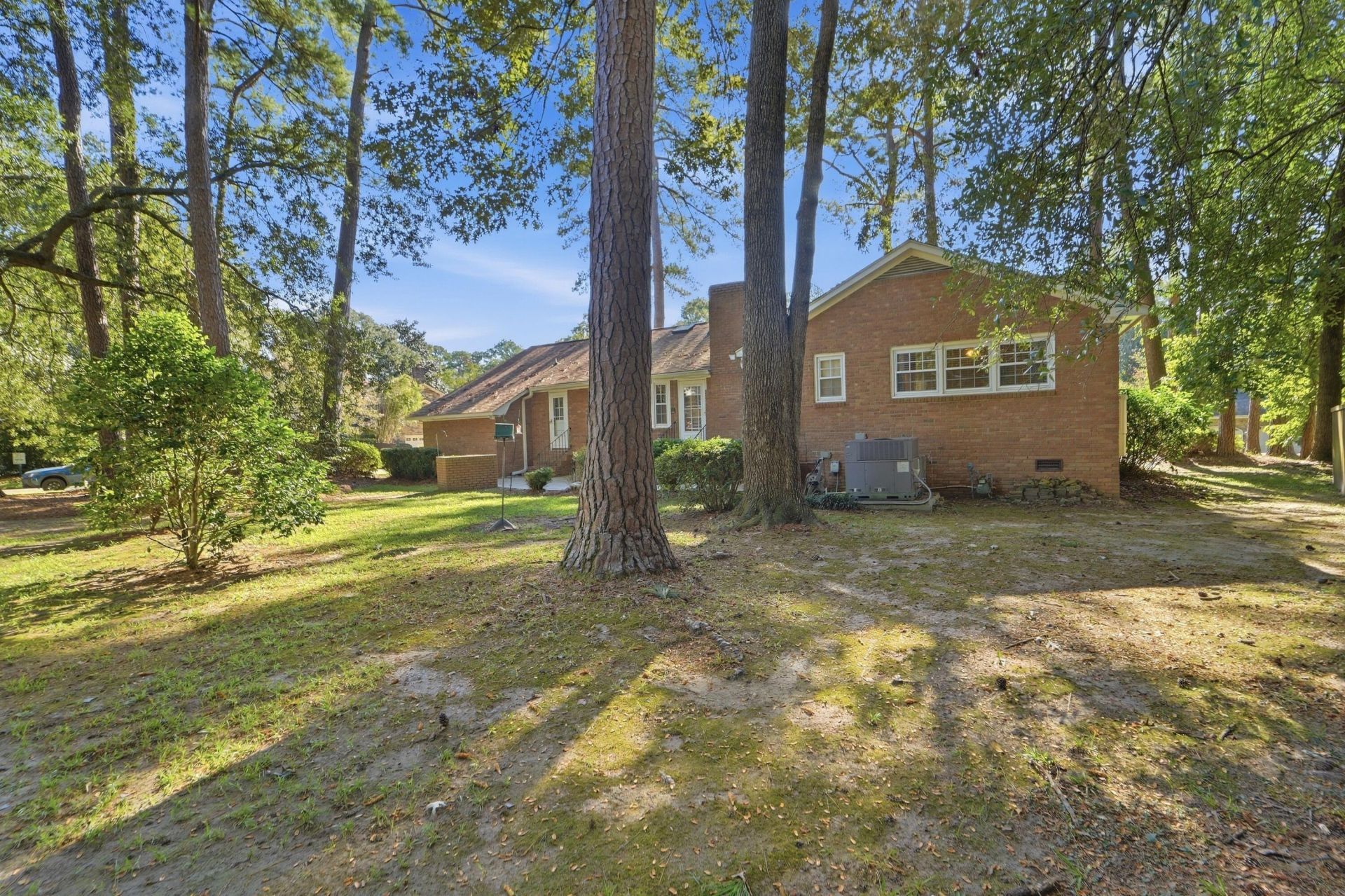 400 Stratford Drive Photo 47