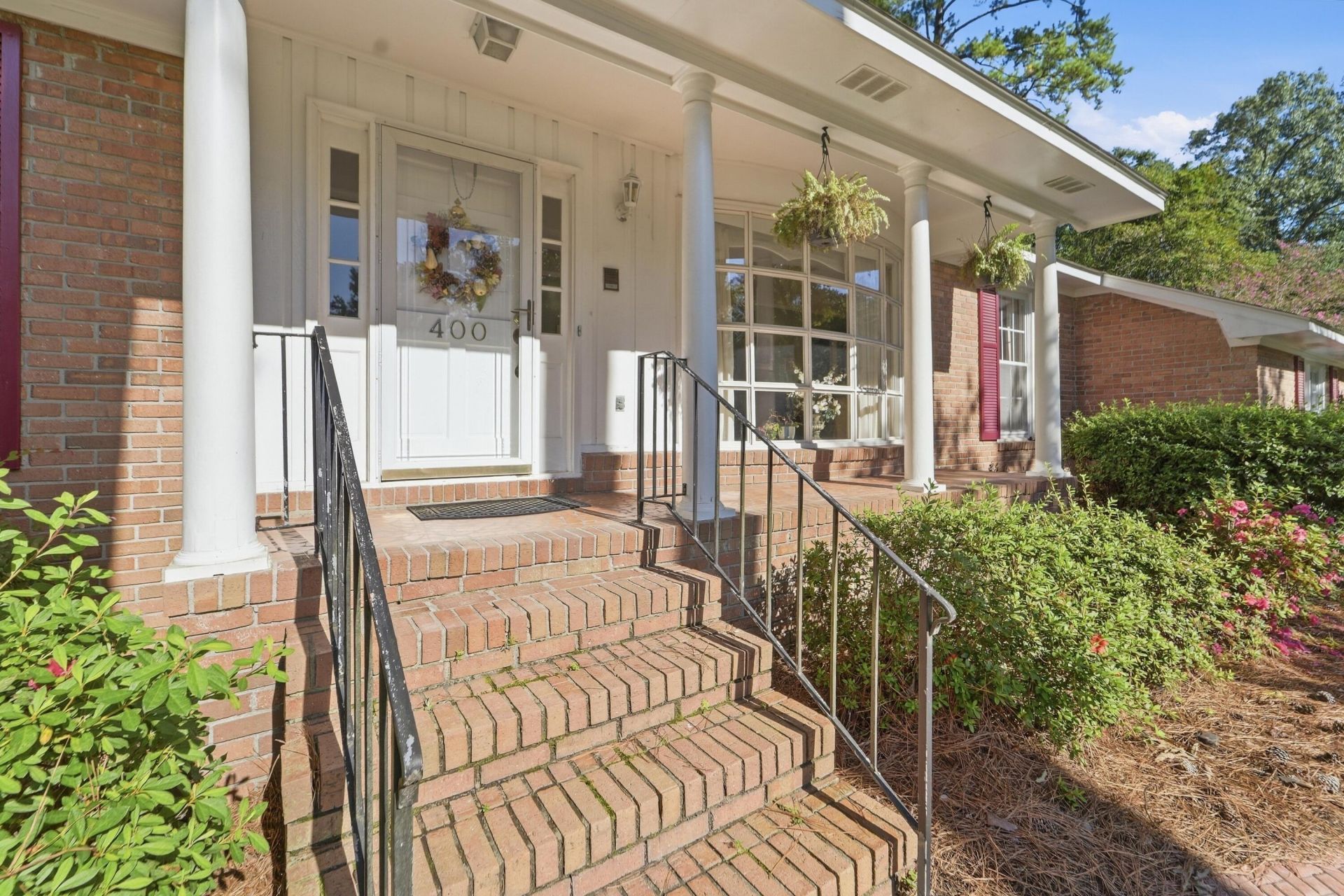400 Stratford Drive Photo 6