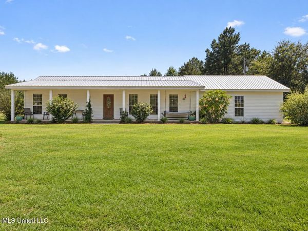 141 Wayne Lee Road, Lucedale, MS 39452