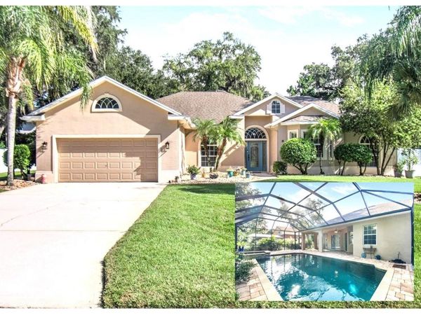 8 RIVER OAKS WAY, PALM COAST, FL 32137