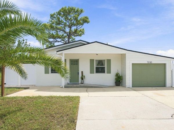 7030 COLFAX DRIVE , PORT RICHEY, FL 34668