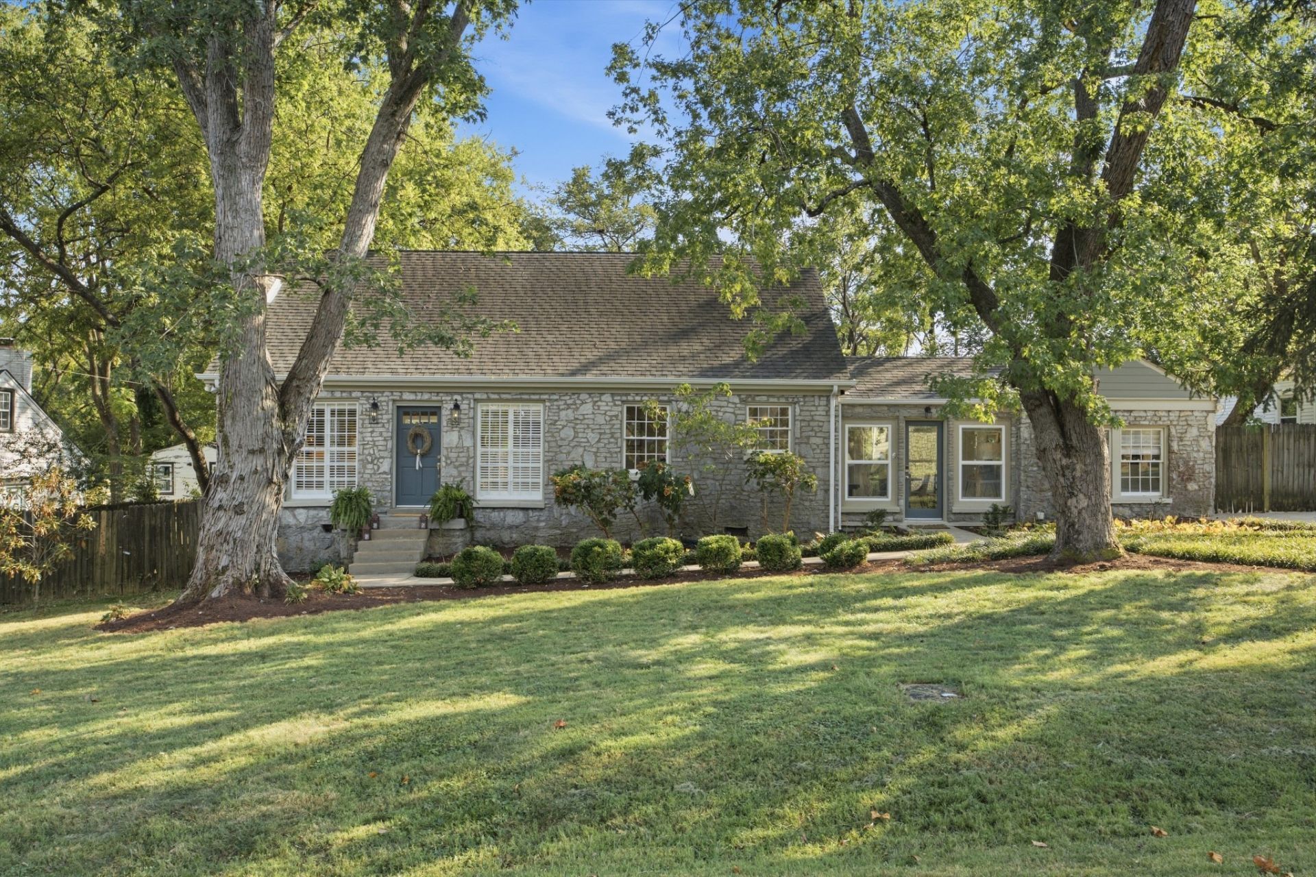 816 Gwynn Dr, Nashville, TN 37216 Main Photo