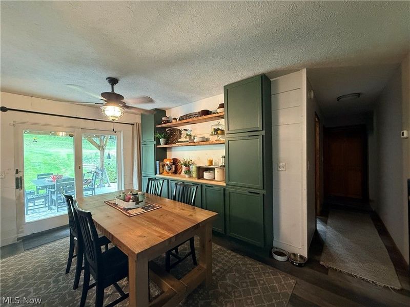 4239 State Route 39 NE, New Philadelphia, OH 44663 Photo 4