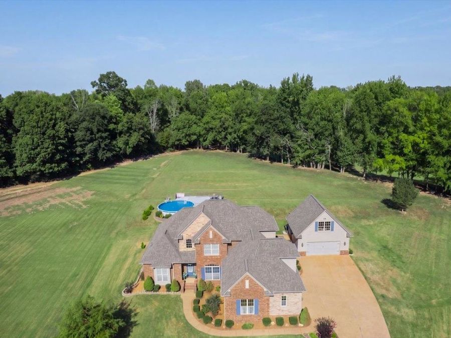 Property Image 4
