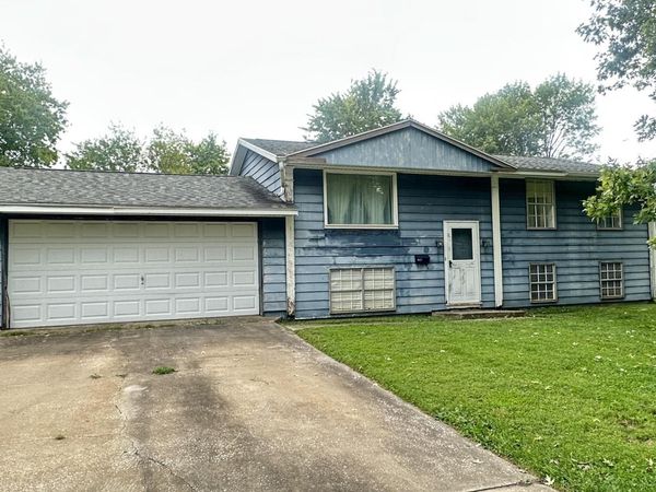 643 Hill and Brook Street, Quincy, IL 62305