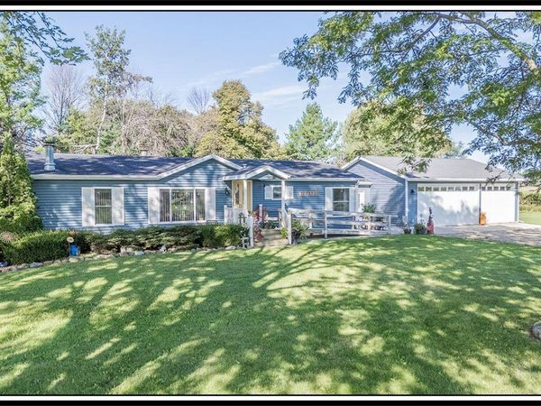 N7081 BUBOLTZ ROAD, New London, WI 54961
