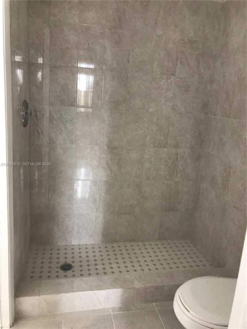 666 NW 114th Ave , Unit 203, Sweetwater, FL 33172 Photo