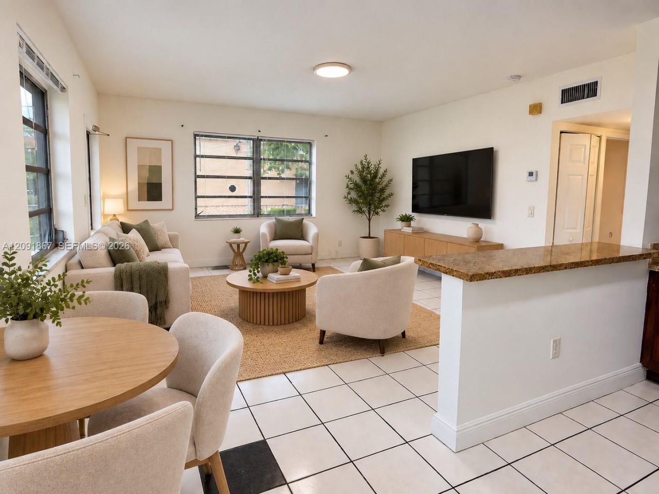 1525 NE 154th St, Unit 1525, North Miami Beach, FL 33162 Photo