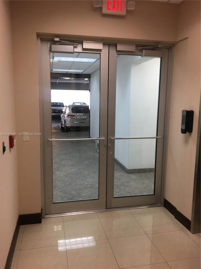 2300 W 84th St, Unit 100, Hialeah, FL 33016 Photo