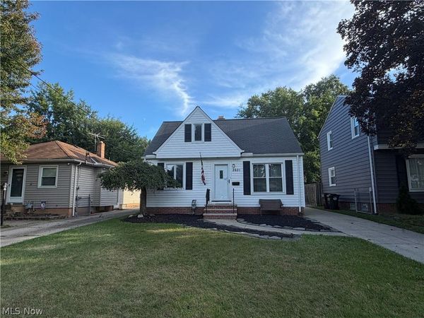 2621 Liggett Drive , Parma, OH 44134
