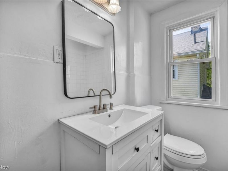 907 Whittier Avenue, Akron, OH 44320 Photo 22