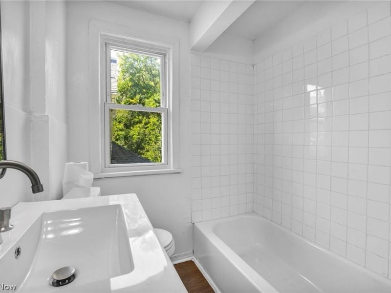907 Whittier Avenue, Akron, OH 44320 Photo 23